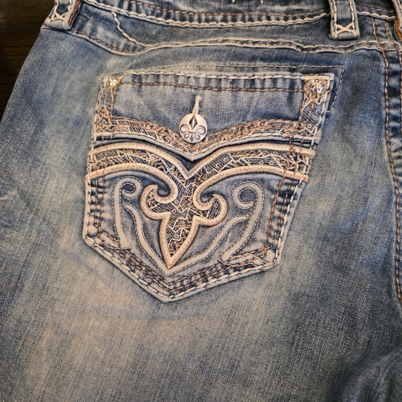 Rock Revival Women's Light Blue Denim Bermuda Shorts - Picture 2 of 8